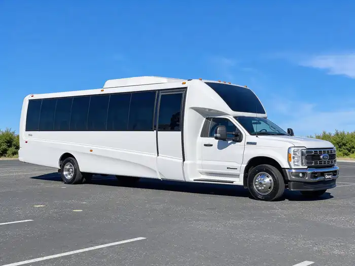 18 passenger party bus